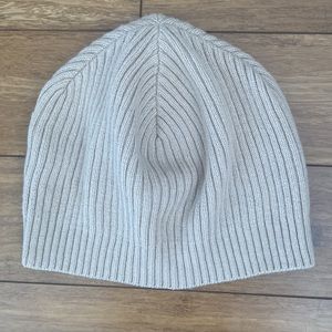 Tommy Hilfiger beanie hat. Wool and cashmere. Like new